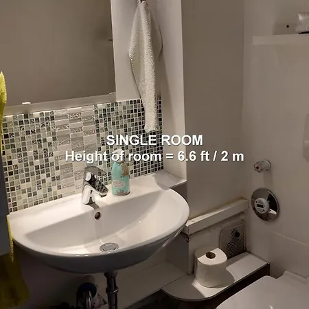 Unique 118 Бремен